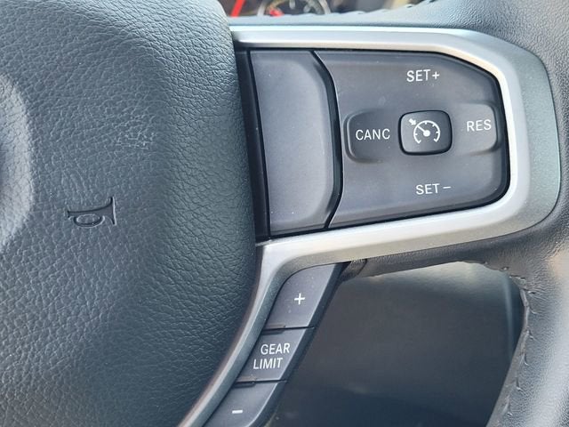 2024 RAM 1500 Big Horn Crew Cab 4x2 5'7" Box