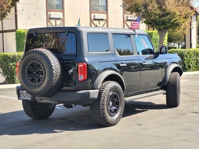 2022 Ford Bronco Base