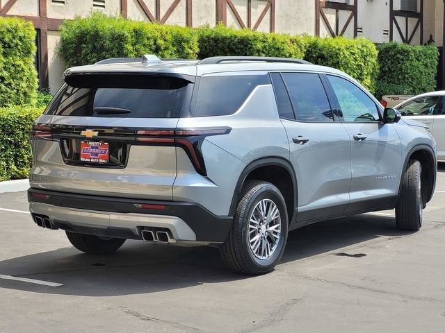 2024 Chevrolet Traverse LT