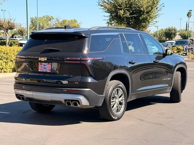 2024 Chevrolet Traverse LT