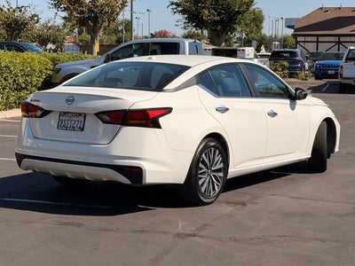2025 Nissan Altima SV FWD