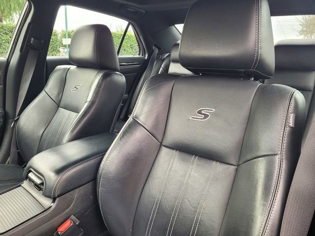 2023 Chrysler 300 300S