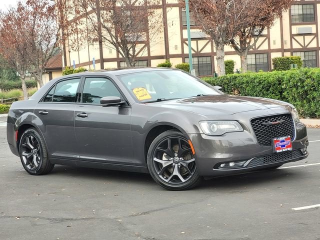 2023 Chrysler 300 300S