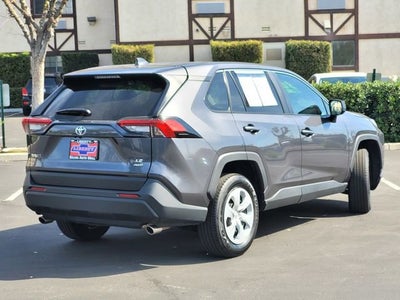2025 Toyota RAV4 LE