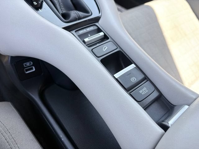 2023 Honda HR-V 2WD LX