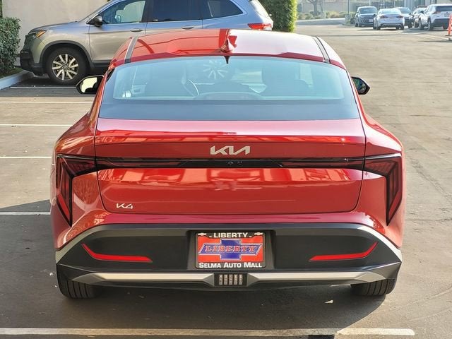 2025 Kia K4 LXS