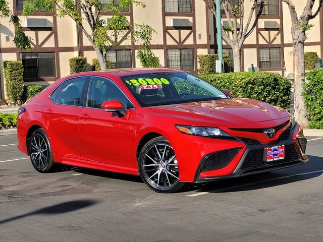 2024 Toyota Camry SE