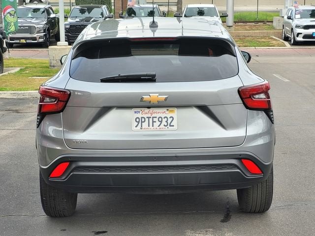 2025 Chevrolet Trax LS