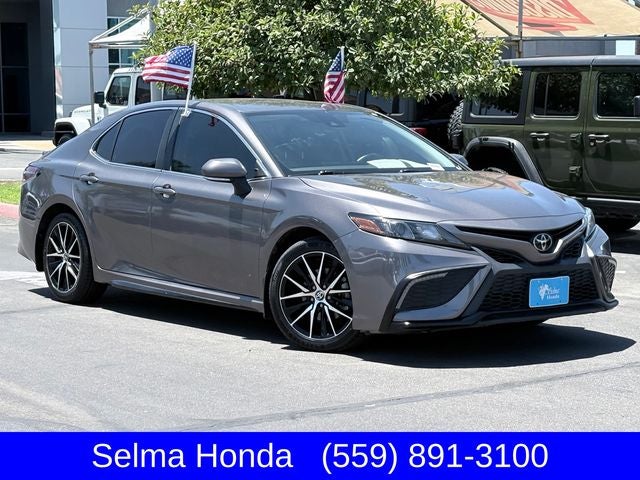 2024 Toyota Camry SE