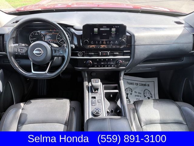2022 Nissan Pathfinder SL
