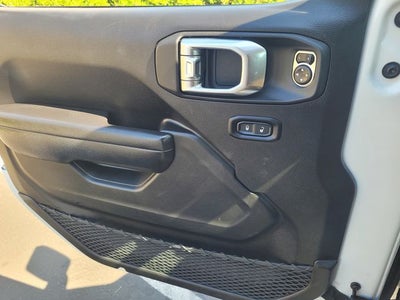2025 Jeep Wrangler 4-Door Summit 4x4