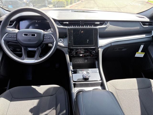 2026 Jeep Grand Cherokee GRAND CHEROKEE LAREDO 4X4