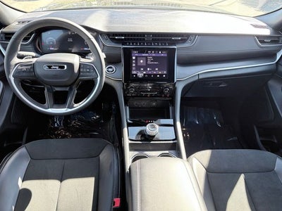 2025 Jeep Grand Cherokee Altitude X 4x4
