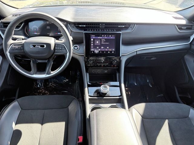 2025 Jeep Grand Cherokee Altitude X 4x4