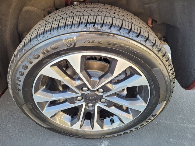 2023 Jeep Grand Cherokee Overland 4x4