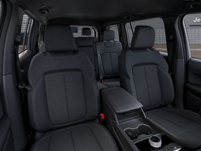 2027 Jeep Grand Cherokee GRAND CHEROKEE L LAREDO 4X2