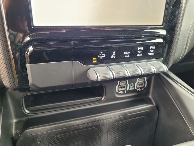 2022 RAM 1500 Limited Crew Cab 4x2 5'7' Box