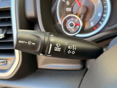 2020 RAM 1500 Big Horn Crew Cab 4x4 5'7' Box