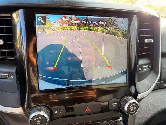 2020 RAM 1500 Big Horn Crew Cab 4x4 5'7' Box