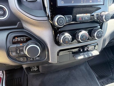 2026 RAM 1500 RAM 1500 WARLOCK CREW CAB 4X4 5'7' BOX