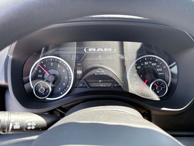 2026 RAM 1500 RAM 1500 WARLOCK CREW CAB 4X4 5'7' BOX