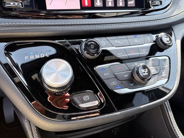 2027 Chrysler Pacifica PACIFICA LIMITED AWD