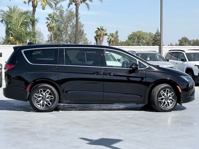 2027 Chrysler Pacifica PACIFICA LIMITED AWD