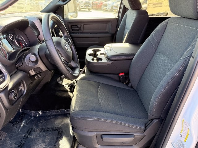 2027 RAM Ram 3500 RAM 3500 TRADESMAN CREW CAB 4X4 8' BOX