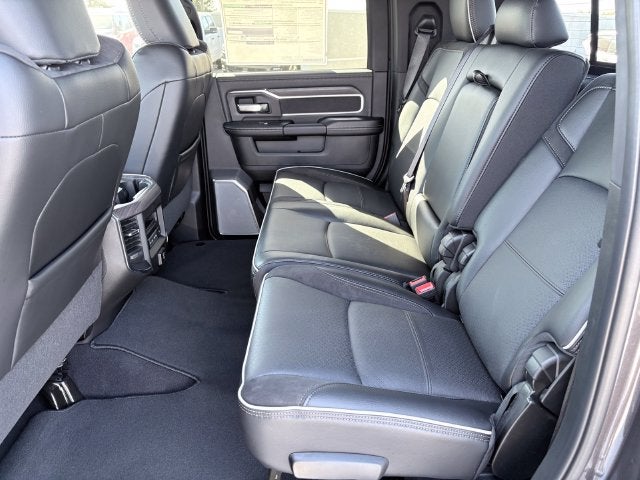 2027 RAM Ram 3500 RAM 3500 LARAMIE MEGA CAB 4X4 6'4' BOX
