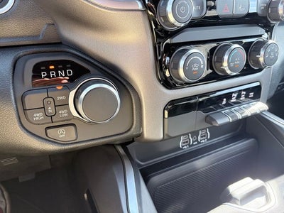 2026 RAM 1500 RAM 1500 EXPRESS CREW CAB 4X4 5'7' BOX