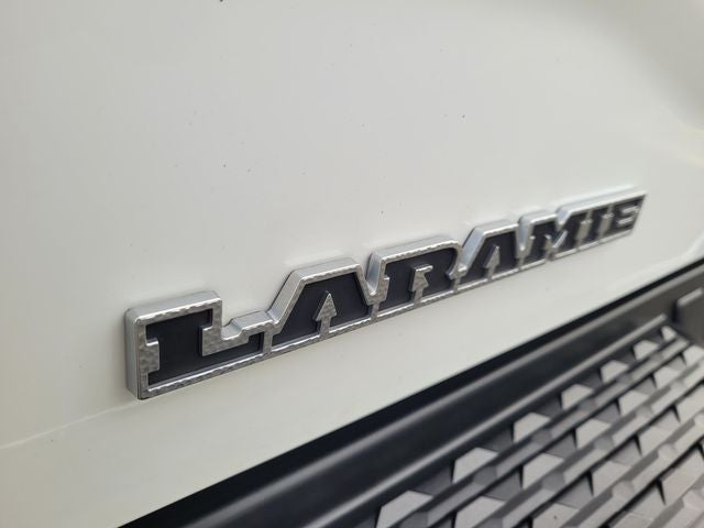 2022 RAM 2500 Laramie Crew Cab 4x4 6'4' Box