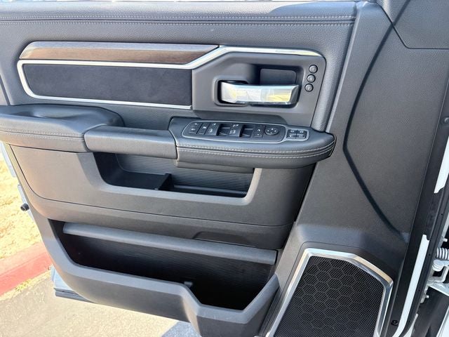 2024 RAM 2500 Laramie Crew Cab 4x4 6'4' Box