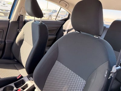 2024 Nissan Versa 1.6 S