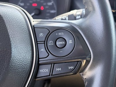 2025 Toyota Corolla Cross LE