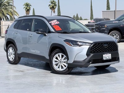 2025 Toyota Corolla Cross LE