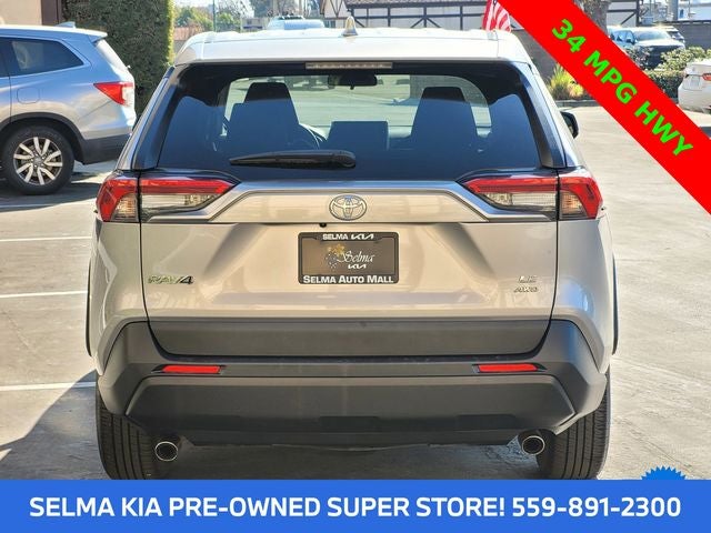 2024 Toyota RAV4 LE