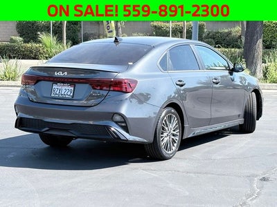 2022 Kia Forte GT-Line