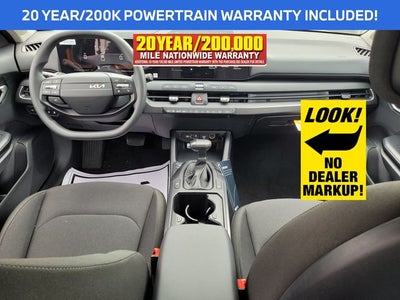 2026 Kia K4 LXS