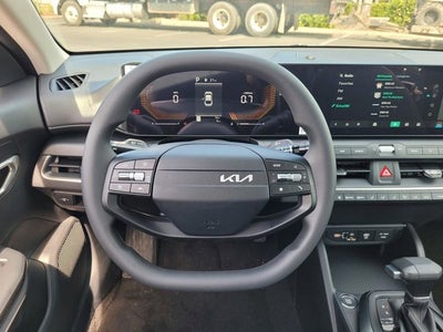 2026 Kia K4 LX