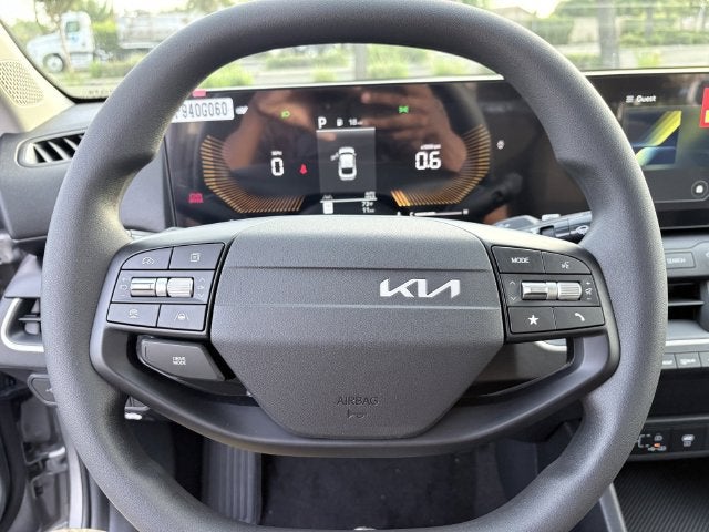 2027 Kia K4 LXS