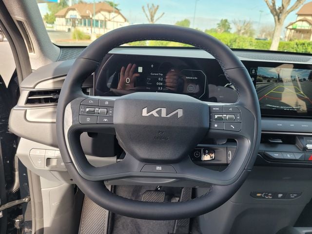 2026 Kia EV9 Light Long Range Captain's Chairs Pkg