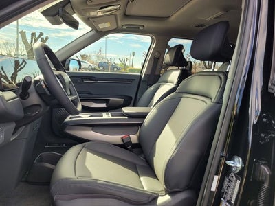 2026 Kia EV9 Light Long Range Captain's Chairs Pkg