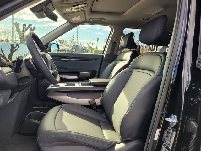 2026 Kia EV9 Light Long Range Captain's Chairs Pkg
