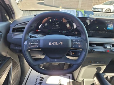 2026 Kia EV9 Light Long Range Captain's Chairs Pkg