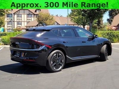 2025 Kia EV6 Wind LONG RANGE