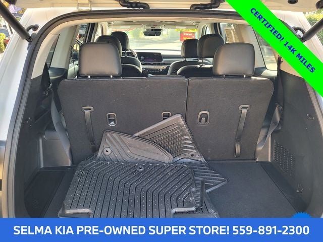 2025 Kia Telluride SX Captain's Chairs Pkg.
