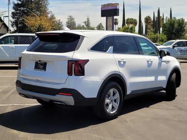 2026 Kia Sorento LX