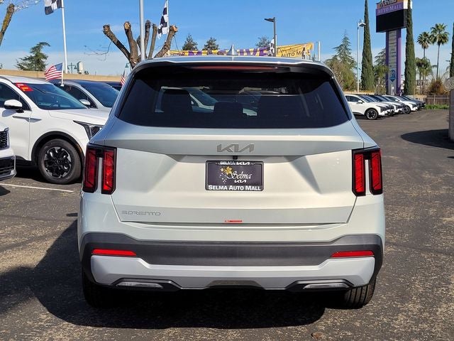 2026 Kia Sorento LX