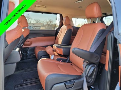 2026 Kia Carnival Hybrid EX