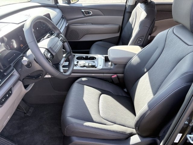 2027 Kia Carnival Hybrid EX